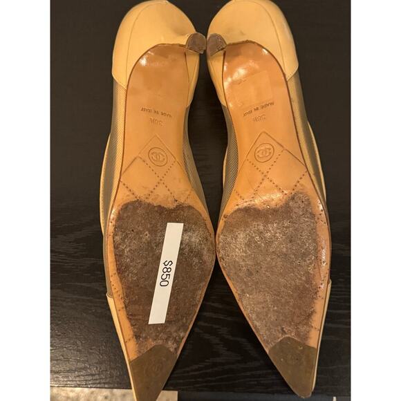 Vintage Chanel Mesh & Leather Cap-Toe Pumps | Size 38.5 RARE - Picture 10 of 10